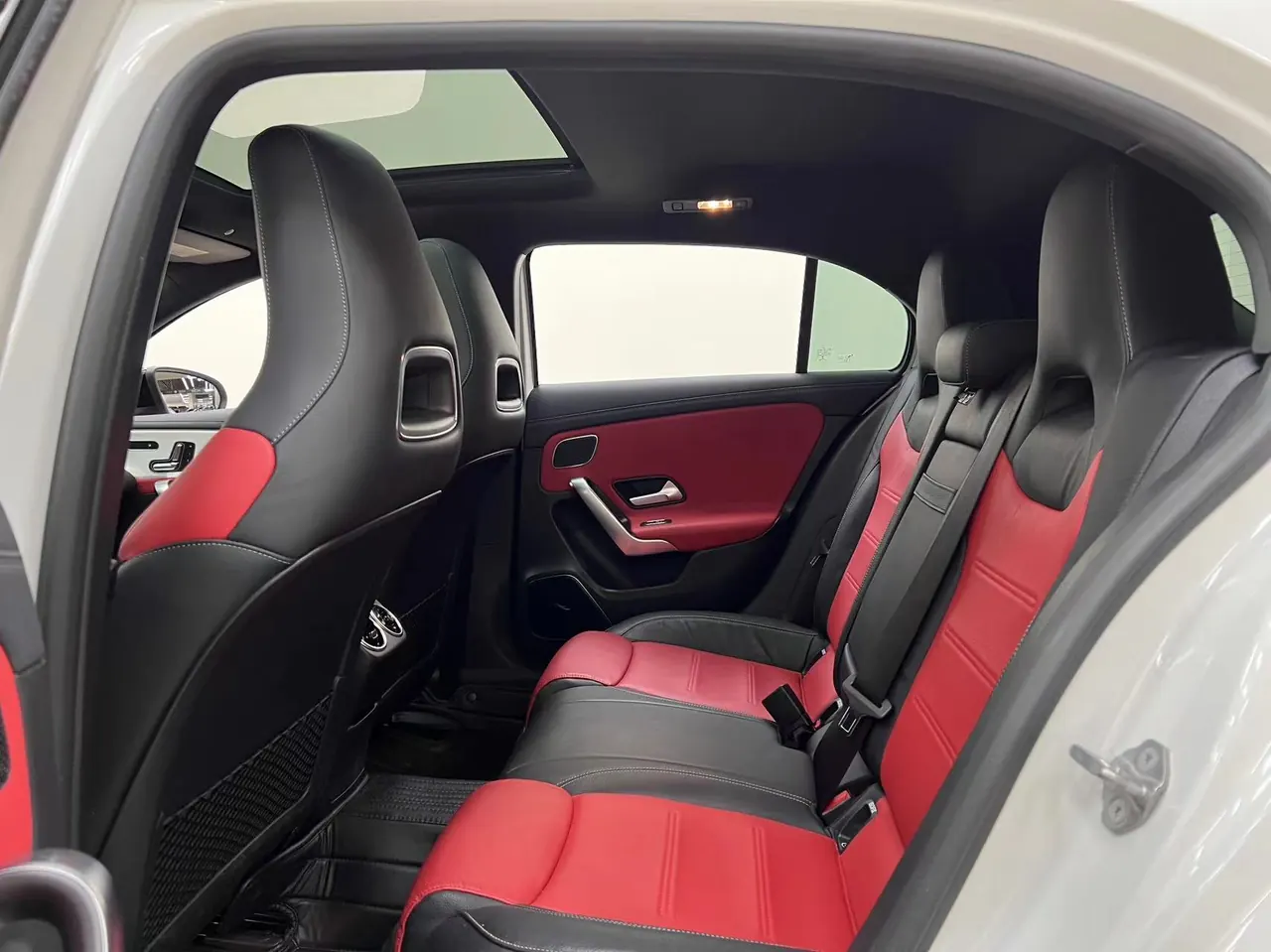 Mercedes Benz Class A AMG (Imported) 2020 A 35 AMG 4MATIC 2.0T Automatic Gear 11
