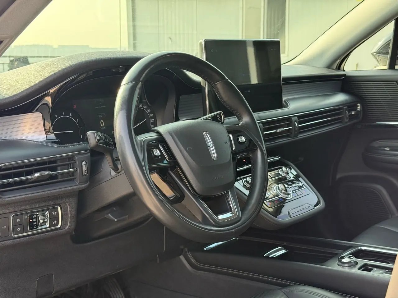 Lincoln 2020 adventurer 2.0T two-wheel drive Zunyue version automatic gear 7