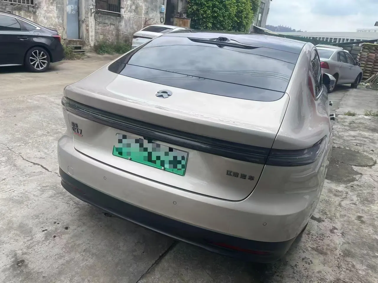 NIO 2023 ET7 75kWh automatic gear 7