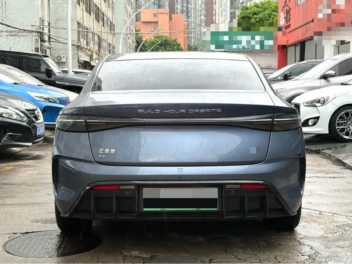 BYD 2023 Seal Champion Edition 700km Performance Edition Automatic Gear 3