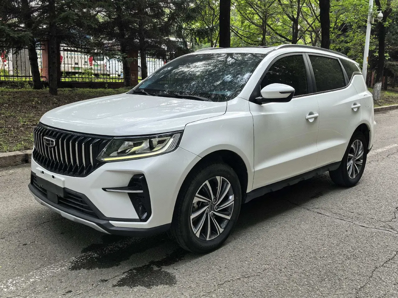 Geely Vision SUV(X6) 2021 Vision X6 Pro 1.4T Premium Automatic - View 1