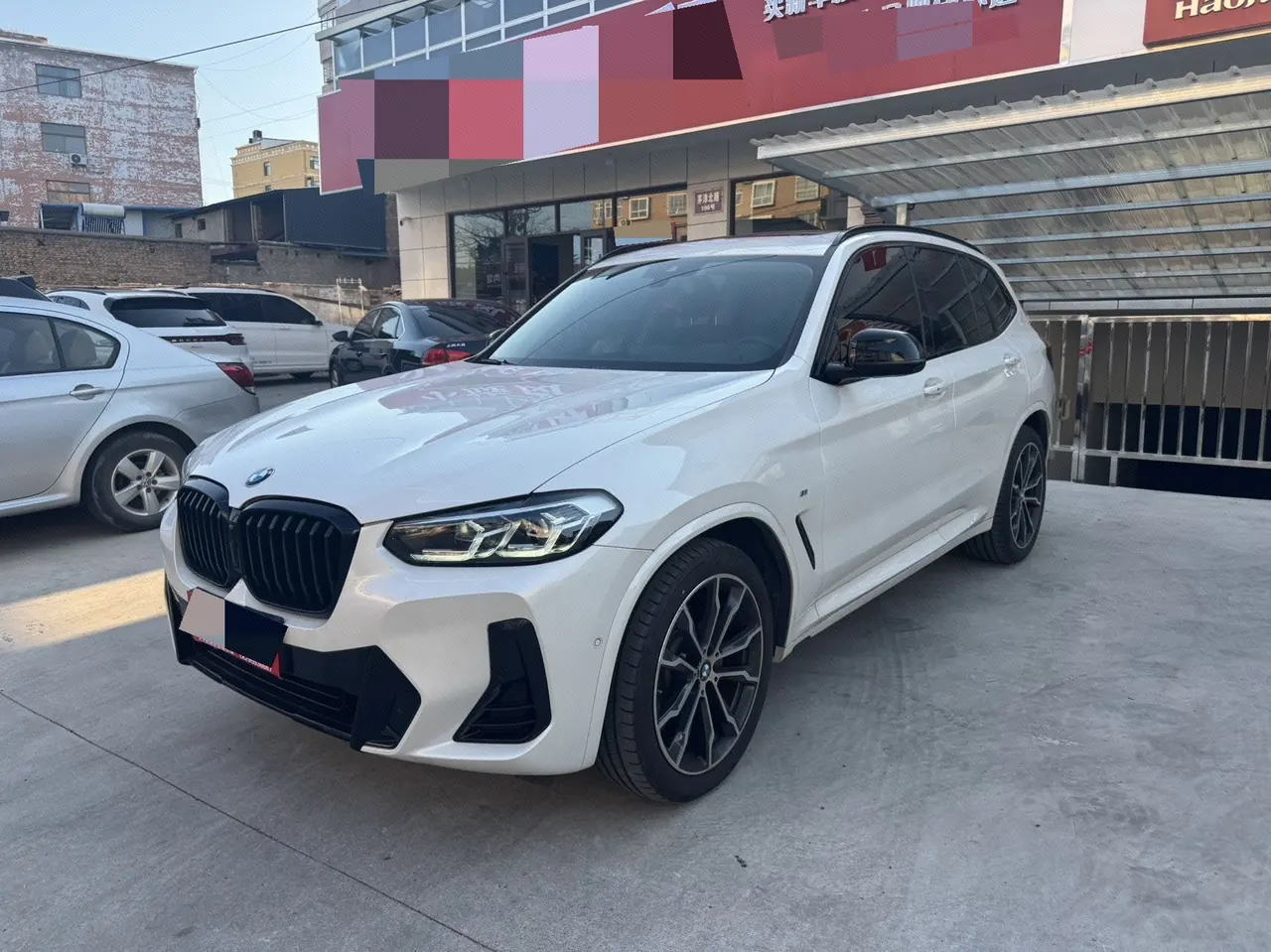 Open image lightbox: BMW 2023 X3 xDrive30i 2.0T Leading M Obsidian Night Suit Automatic Gear