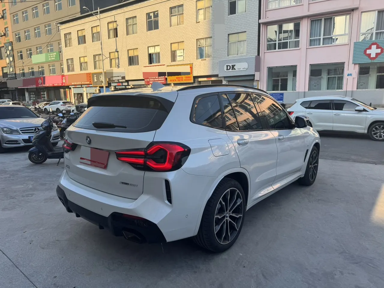 BMW 2023 X3 xDrive30i 2.0T Leading M Obsidian Night Suit Automatic Gear 4