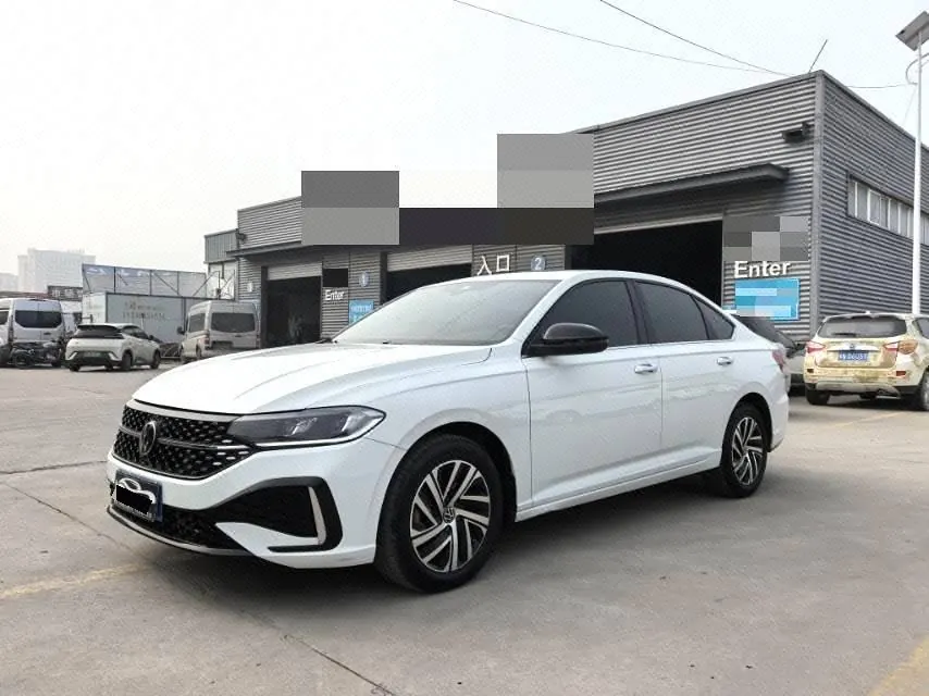 Open image lightbox: Volkswagen 2023 LaVida 1.5TSI 300TSI Star Full Escape Automatic Gear