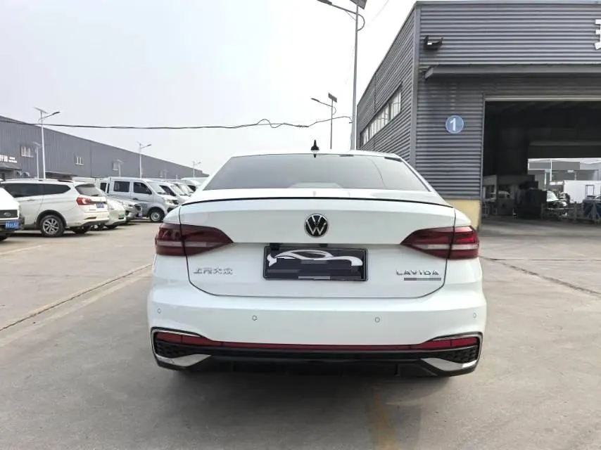 Volkswagen 2023 LaVida 1.5TSI 300TSI Star Full Escape Automatic Gear 4