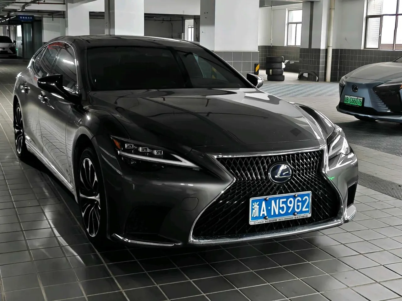 Rexas LS (Imported) 2021 LS500h 3.5 Level/Automatic Administrative Edition Automatic Gear 3