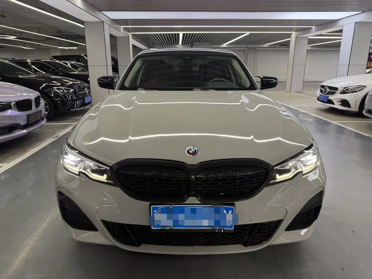 BMW 3 Series 2021 325i 2.0T M Sports Obsidian Night Suit Automatic Gear 4
