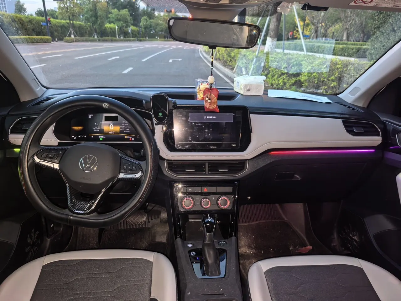 Volkswagen 2025 Tuyue New 1.5 Sharp Edition Automatic Gear 4