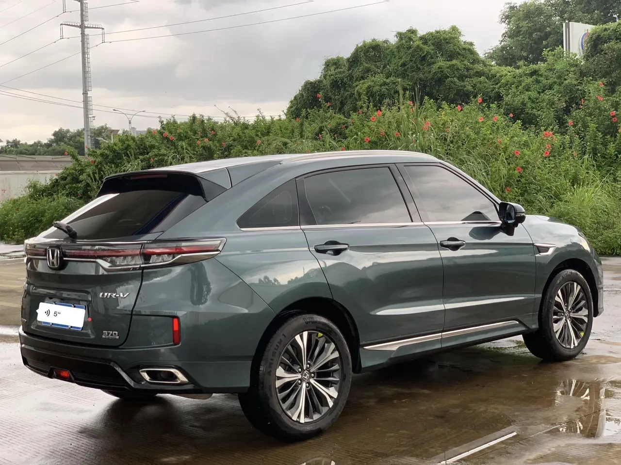 Honda 2020 UR-V 2.0T 370TURBO 4-wheel drive automatic gear 5