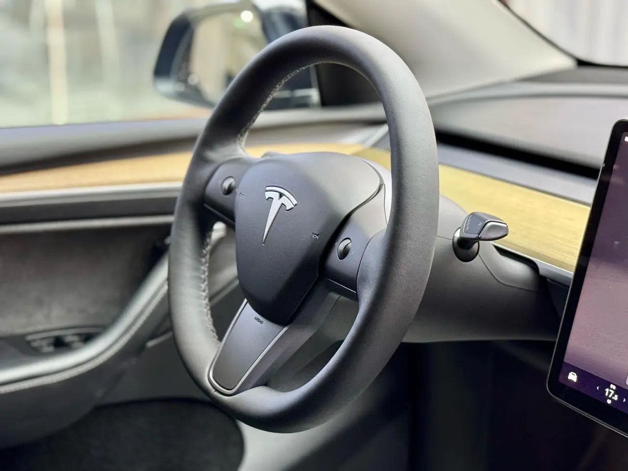 Tesla 2022 Model Y rear-wheel drive version (facelift) automatic gear 8