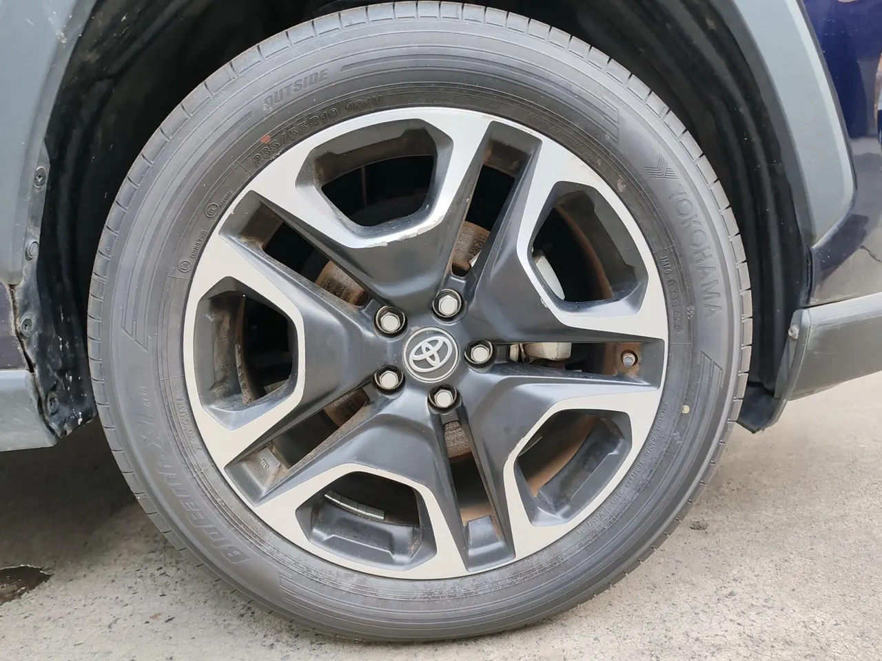 Toyota 2022 RAV4 Rongbo 2.0 Stepless Two-Drive Premium Edition Automatic Gear 6