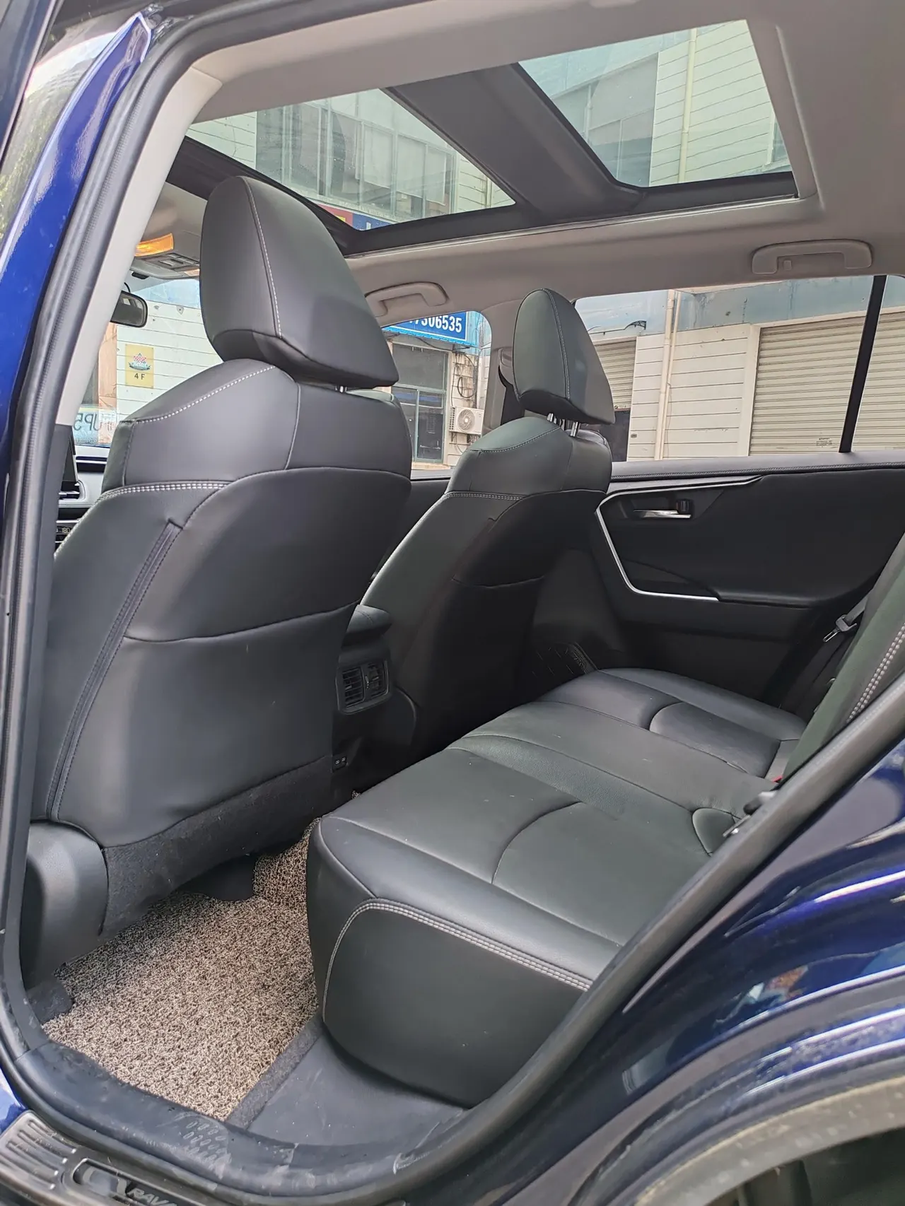 Toyota 2022 RAV4 Rongbo 2.0 Stepless Two-Drive Premium Edition Automatic Gear 9