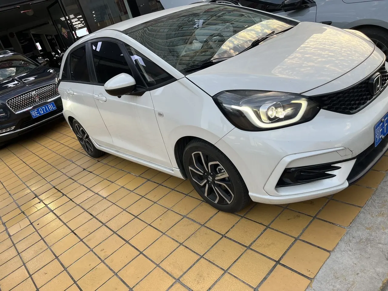 Honda 2023 LIFE 1.5 Stepless SPORT Cardiac Edition Automatic Gear 5