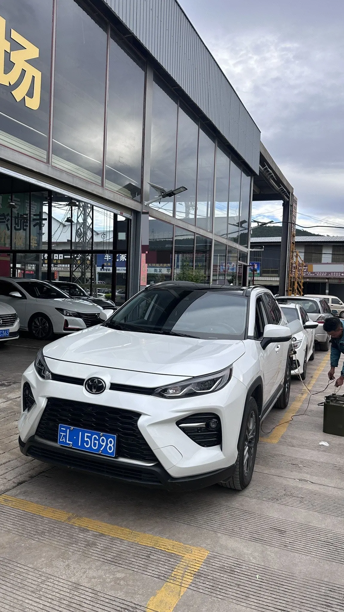 打开图片灯箱:Toyota 2023 Willanda 2.0 Stepless Two-Drive Luxury PLUS Edition Automatic Gear