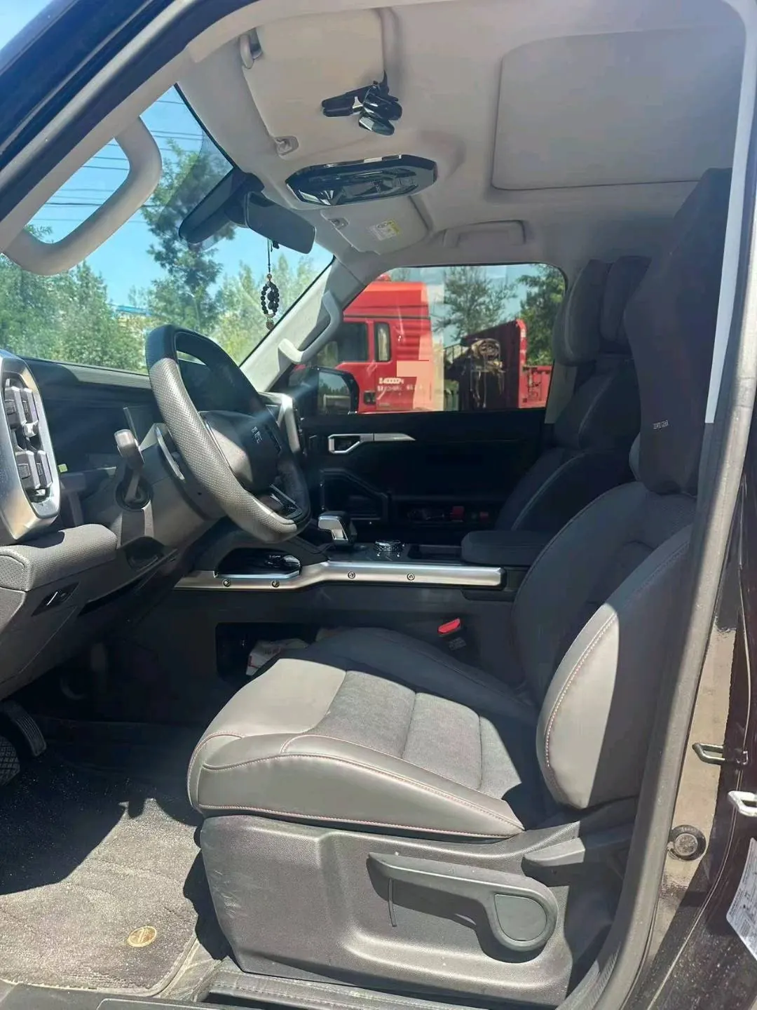 Jetour 2023 Travelers 1.5T Two-Drive Discovery PRO Automatic Gear 5
