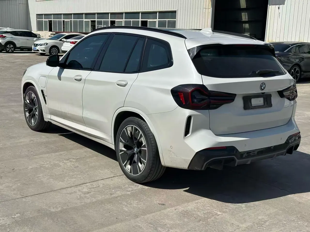 BMW 2022 iX3 Creat Collar Automatic 4
