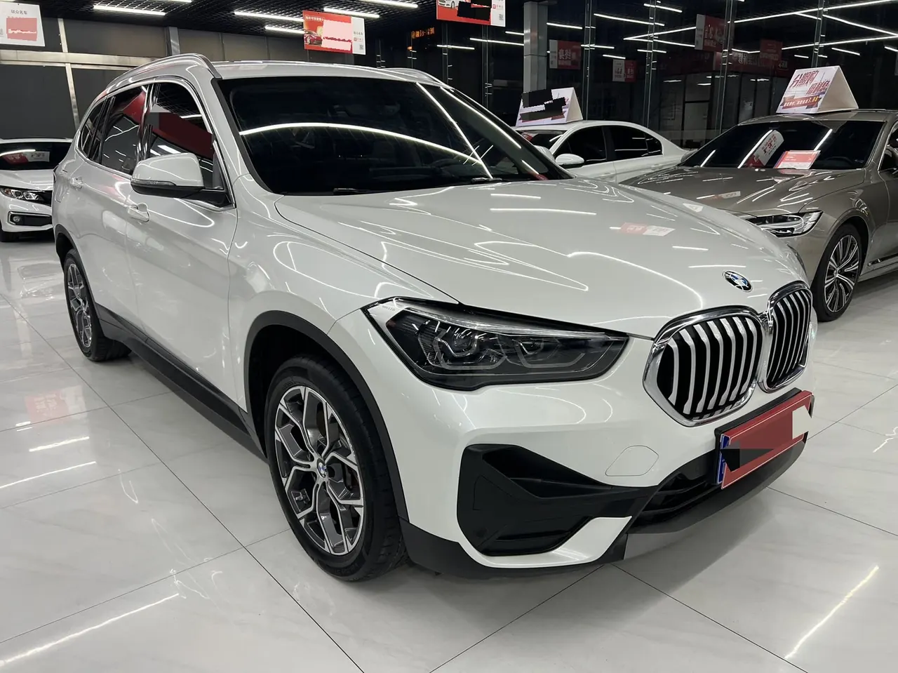 BMW 2022 X1 sDrive25Li 2.0T Leading Automatic Gear 3