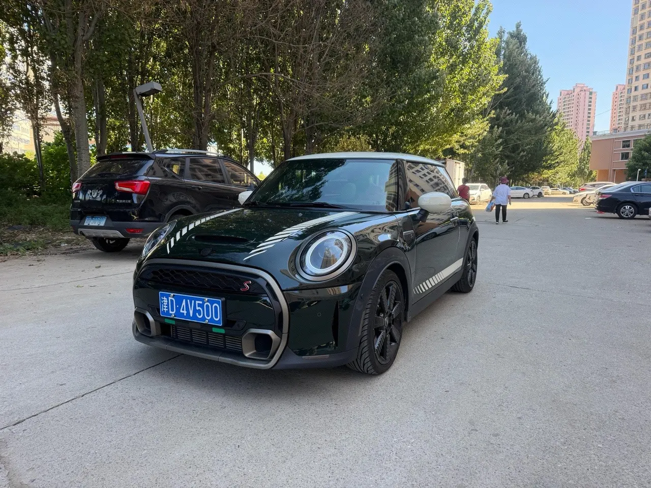 Open image lightbox: MINI Mini (imported) 2022 Mini Cooper S 2.0T artist (modified) automatic gear