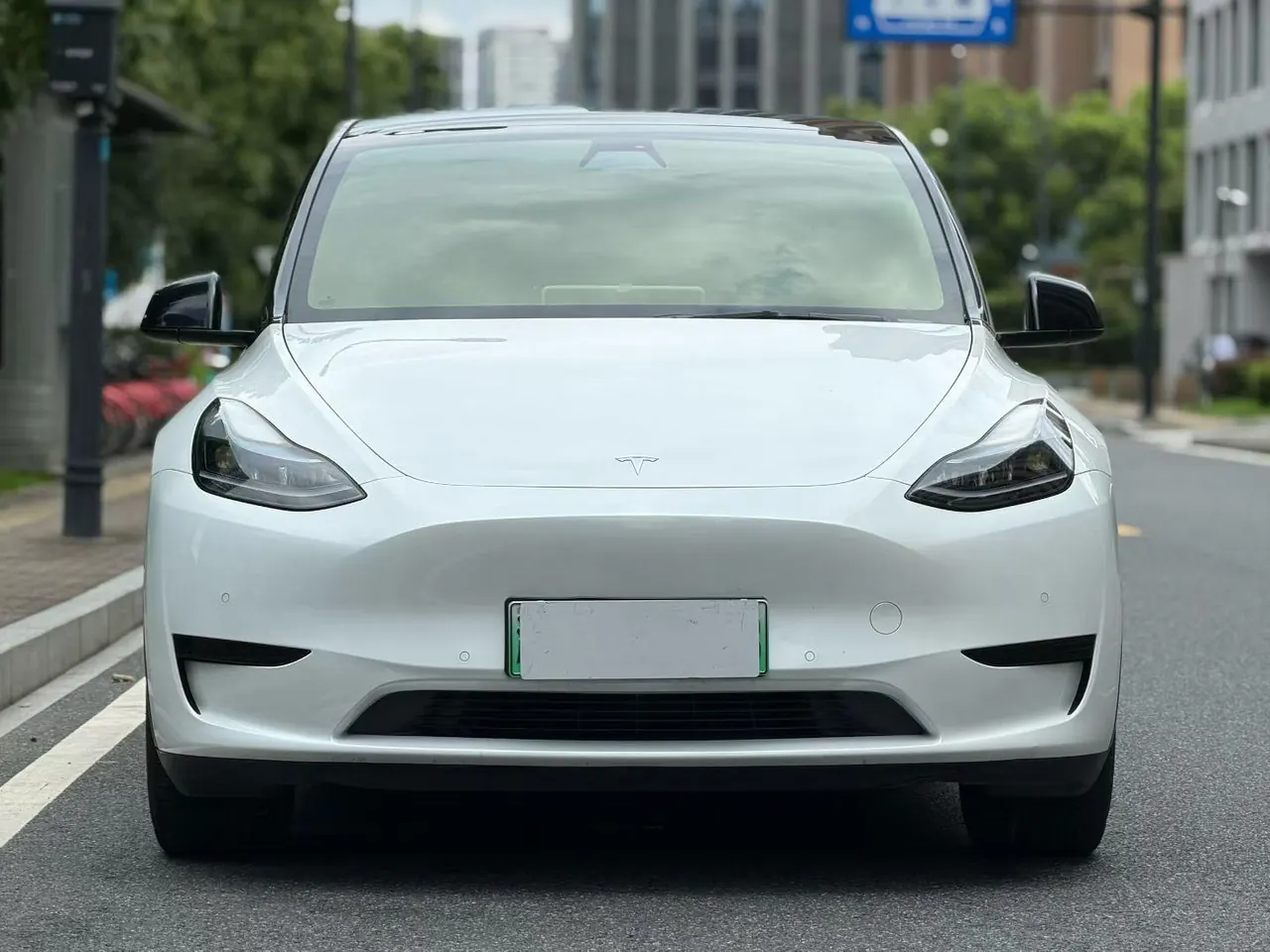 Tesla 2022 Model Y rear-wheel drive version (facelift) automatic gear 3