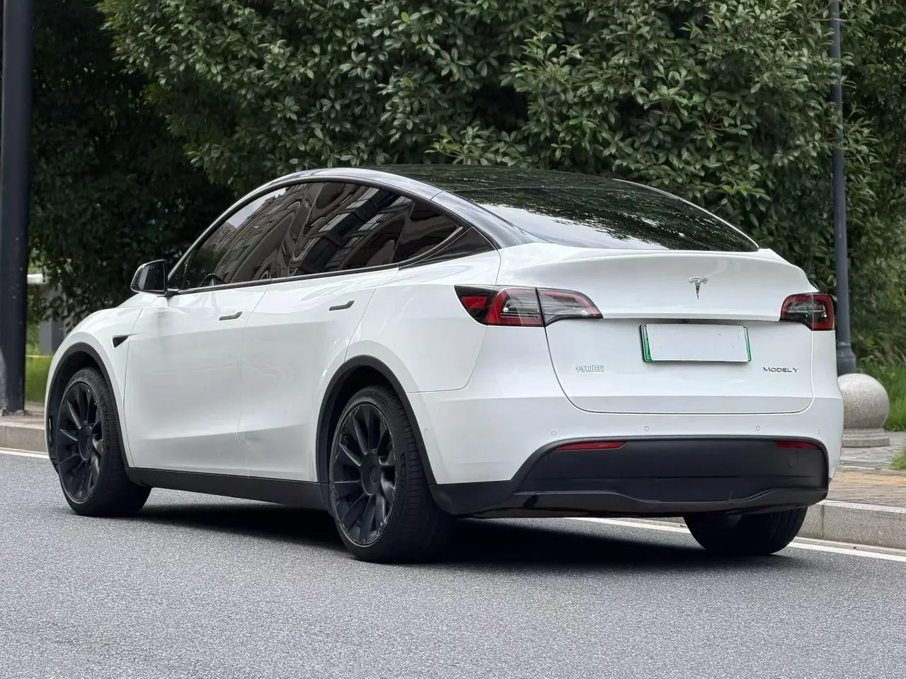 Tesla 2022 Model Y rear-wheel drive version (facelift) automatic gear 9
