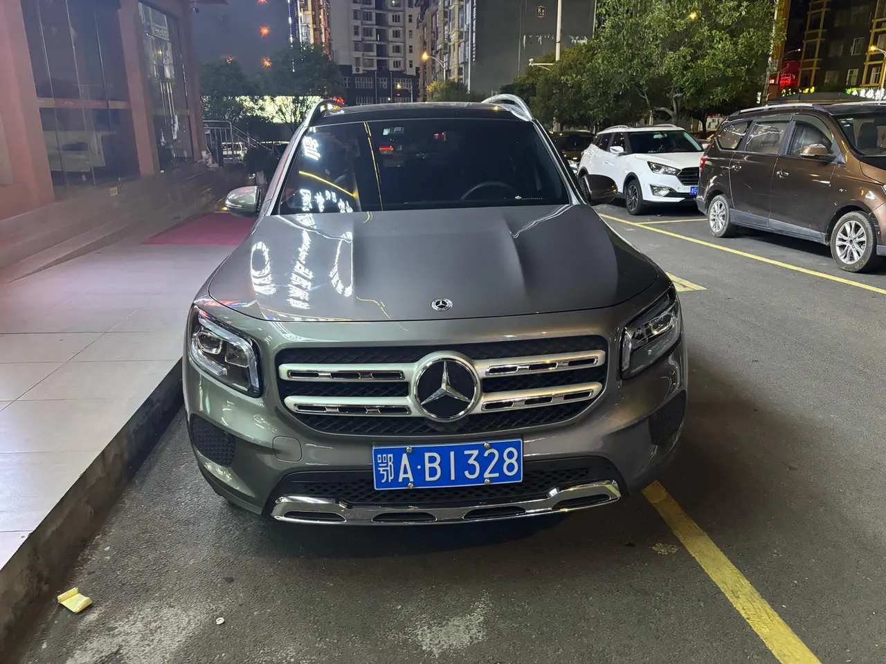 Mercedes Benz 2022 GLB 220 2.0T Fashion Automatic 2