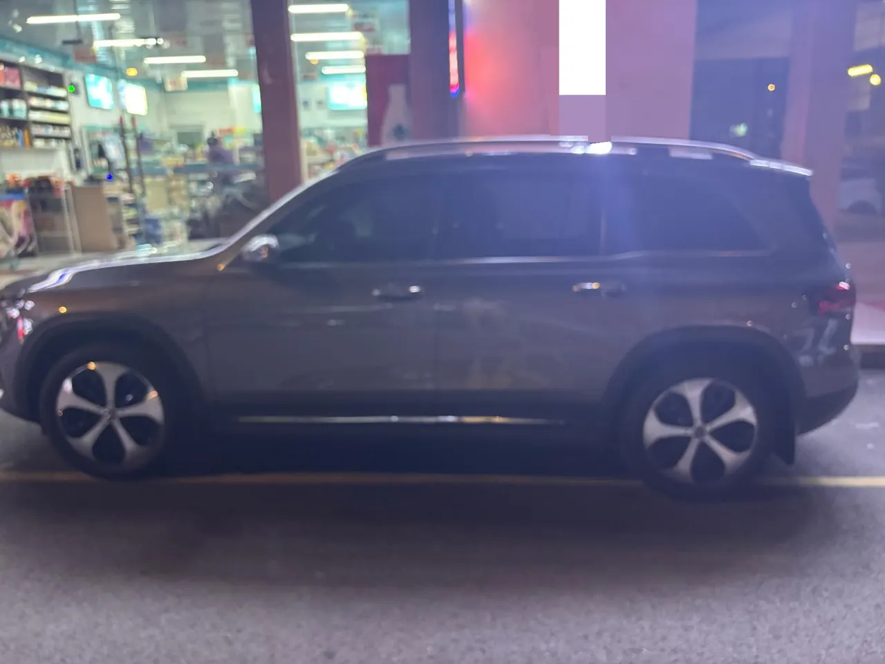 Mercedes Benz 2022 GLB 220 2.0T Fashion Automatic 3