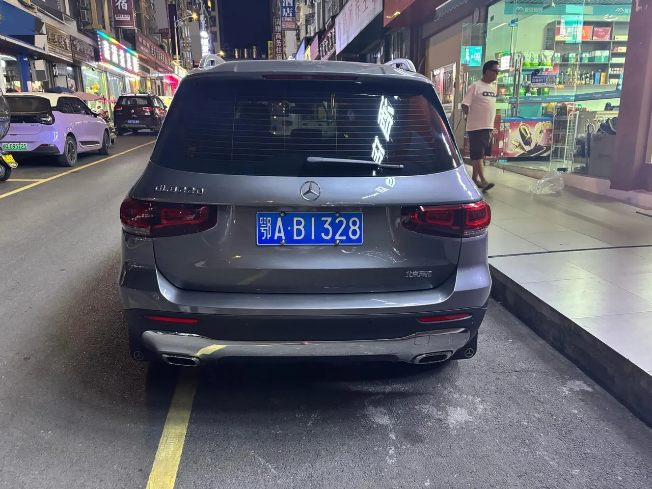Mercedes Benz 2022 GLB 220 2.0T Fashion Automatic 5