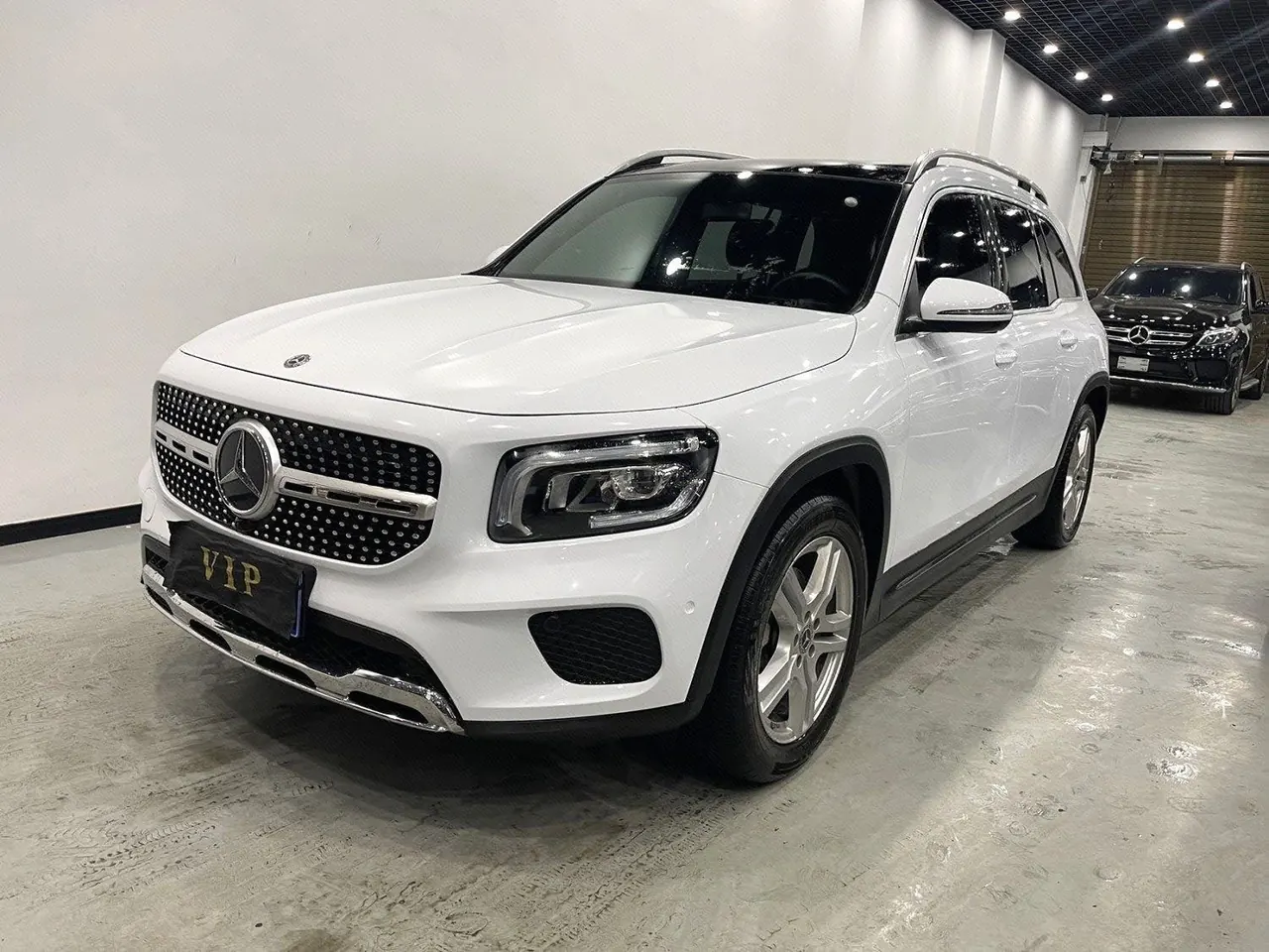 Open image lightbox: Mercedes Benz 2020 GLB 200 1.3T Dynamic (Modified) Automatic Gear