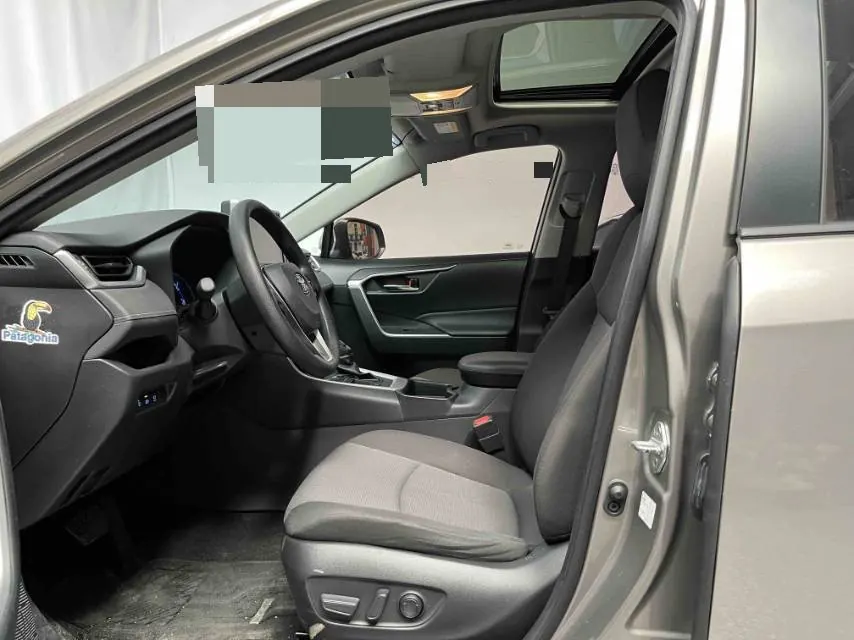 Toyota 2020 RAV4 Rongfang Double Engine 2.5 Stepless Two-Drive Elite Automatic Gear 2