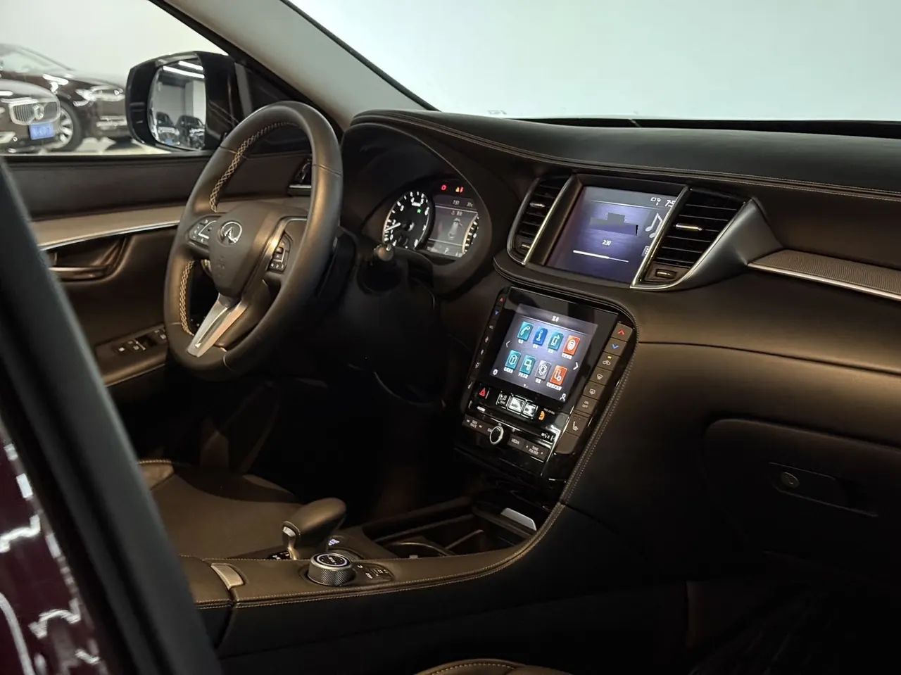 Infiniti 2020 QX50 2.0T Stepless Four-wheel Drive Intelligent Edition (Modified) Automatic Gear 9
