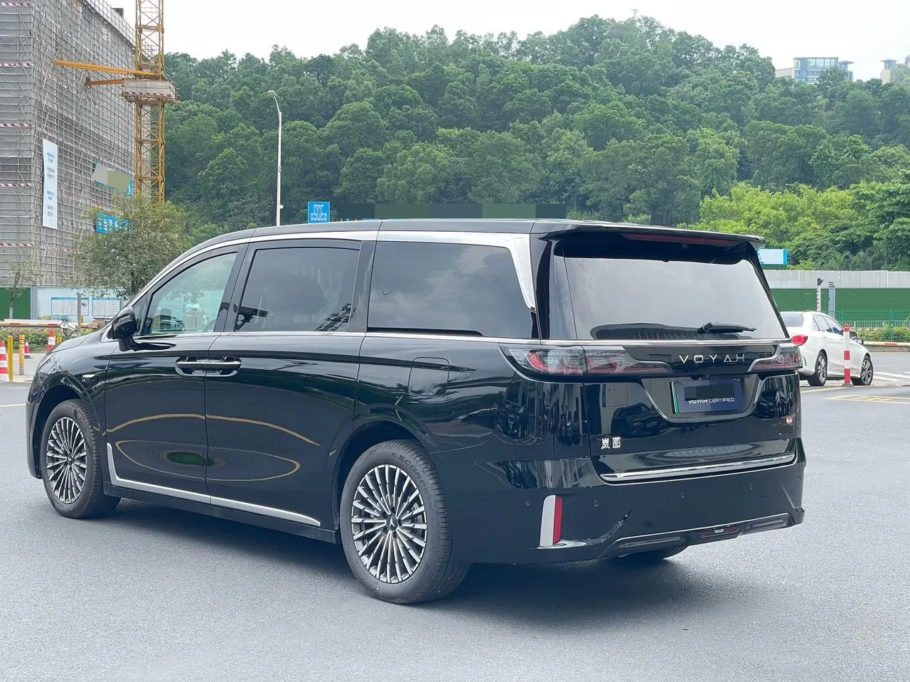 Voyah 2025 dreamers PHEV 1.5T four-wheel drive flagship dry Kun version automatic gear 6