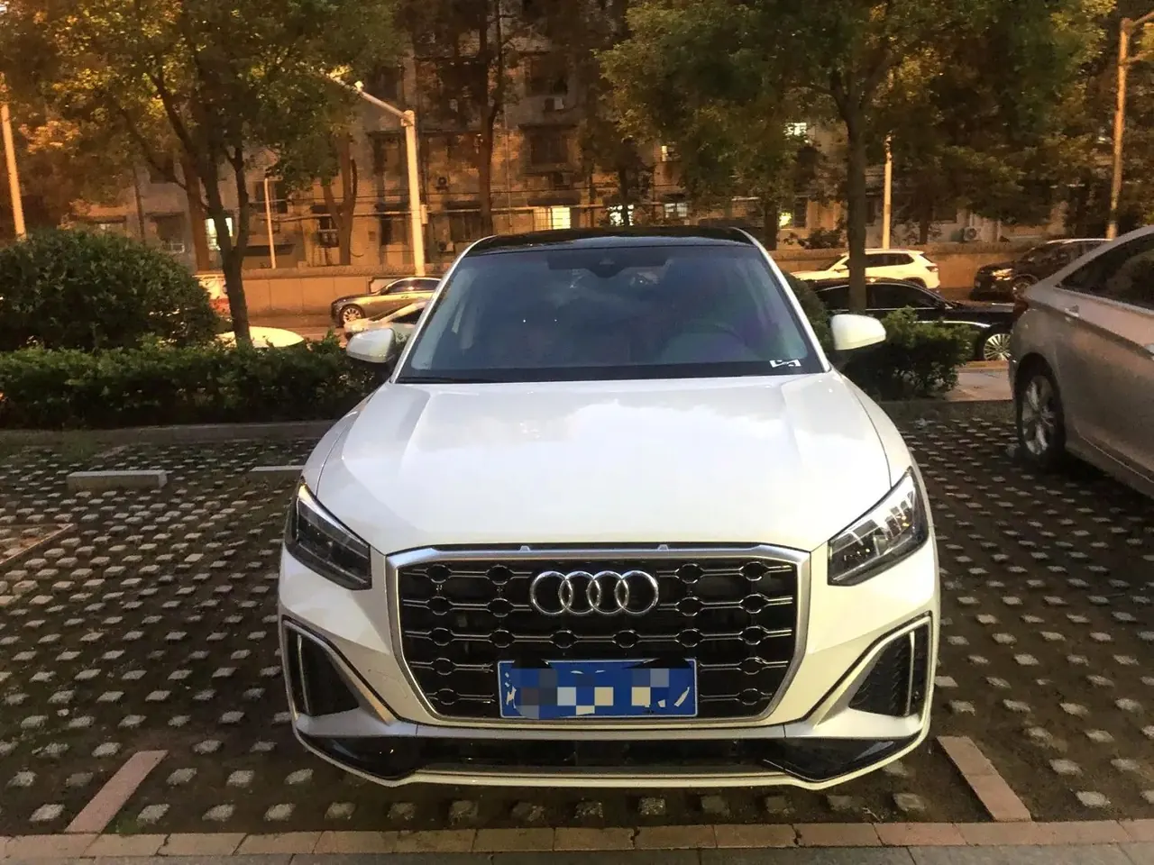 Audi 2022 Q2L 1.4TFSI 35TFSI Aggressive Dynamic Automatic 2