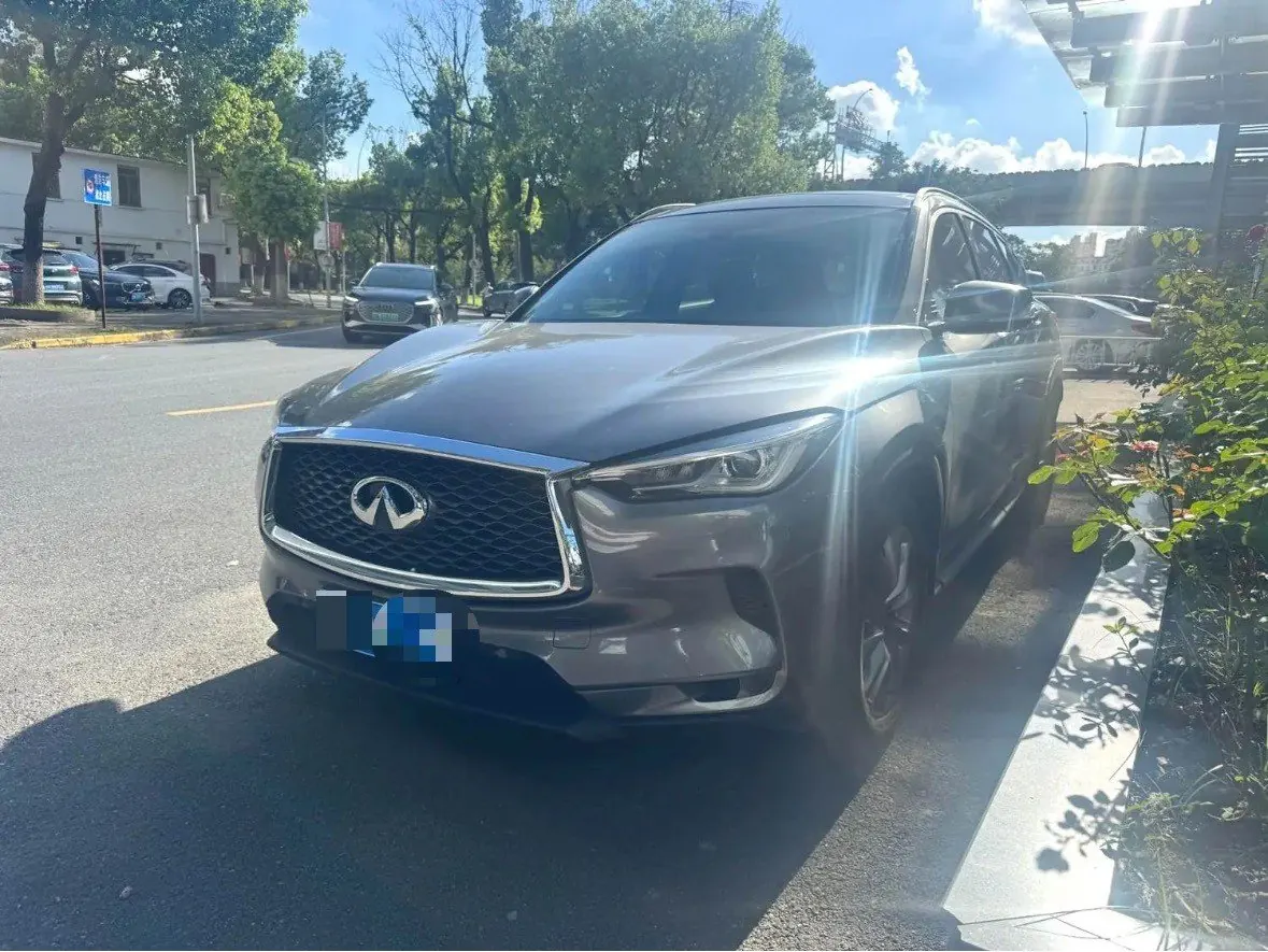 Infiniti 2020 QX50 2.0T Stepless Four-wheel Drive Elite Edition (Modified) Automatic Gear - View 1