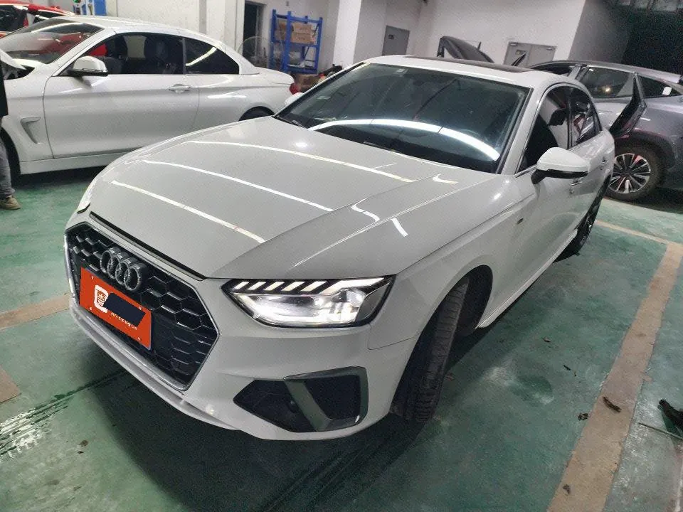 Open image lightbox: Audi 2020 A4L 2.0TFSI 40TFSI Fashion Dynamic Automatic