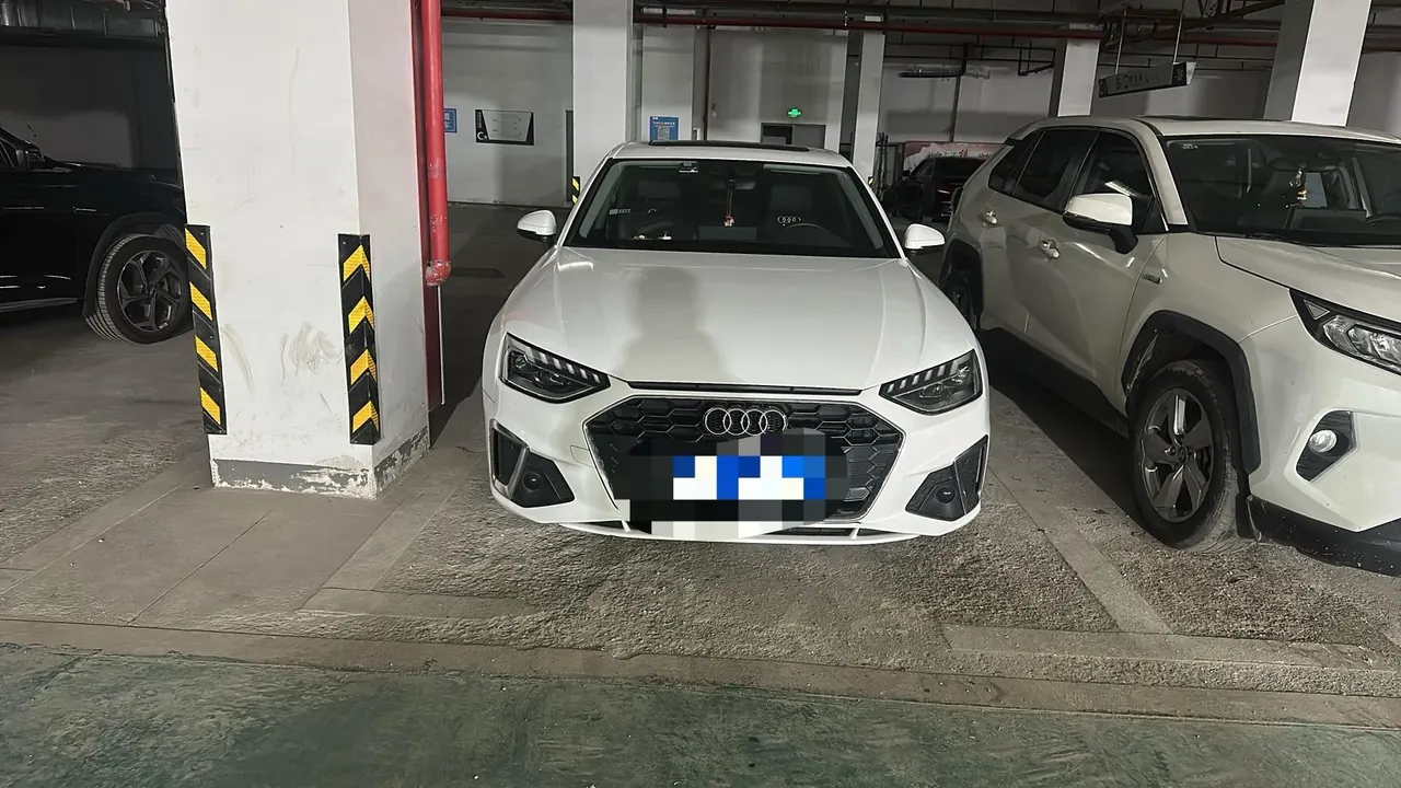 Audi 2020 A4L 2.0TFSI 40TFSI Fashion Dynamic Automatic 7