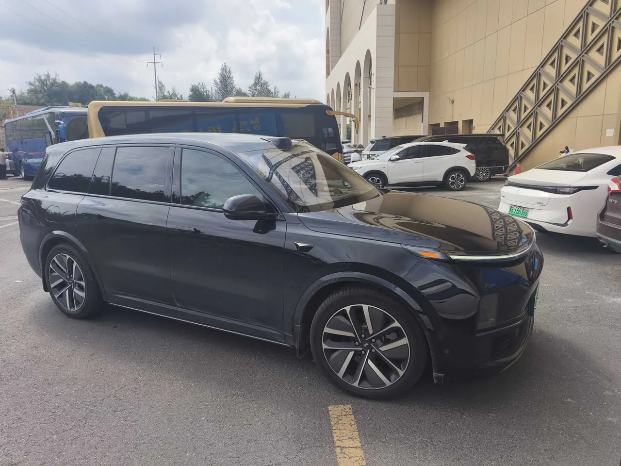 Li 2022 L9 1.5T Max Edition Automatic Gear 5