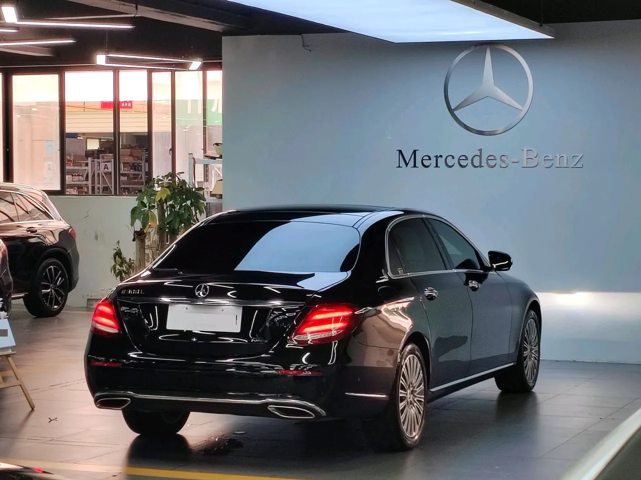 Mercedes Benz E Class 2020 E 300 L 2.0T Luxury Automatic Gear 6
