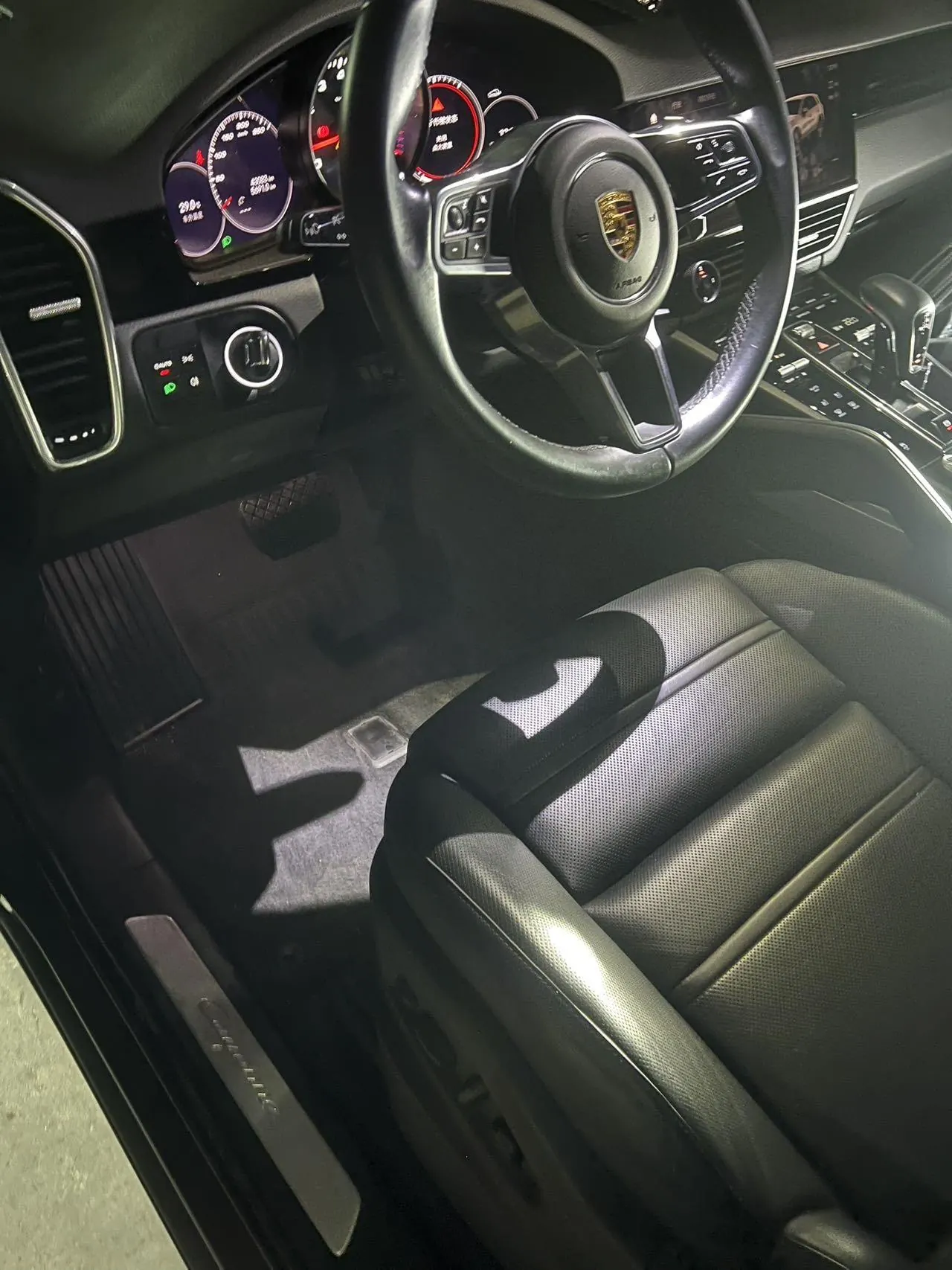 Porsche Cayenne (Imported) 2022 Cayenne 3.0T Platinum Edition Automatic Gear 3