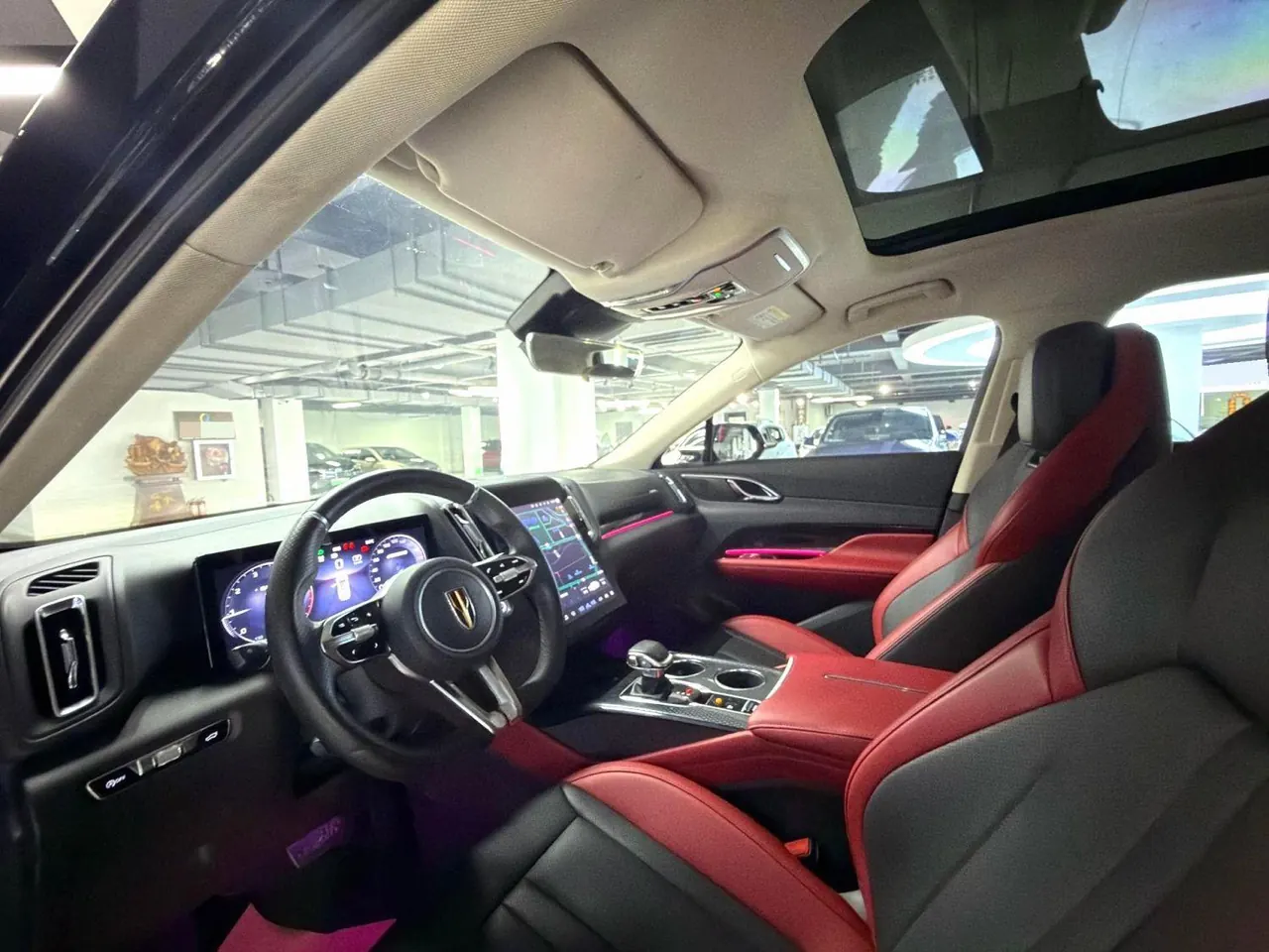 HongQi 2023 HS3 1.5T Two-Drive Good Edition Automatic Gear 10
