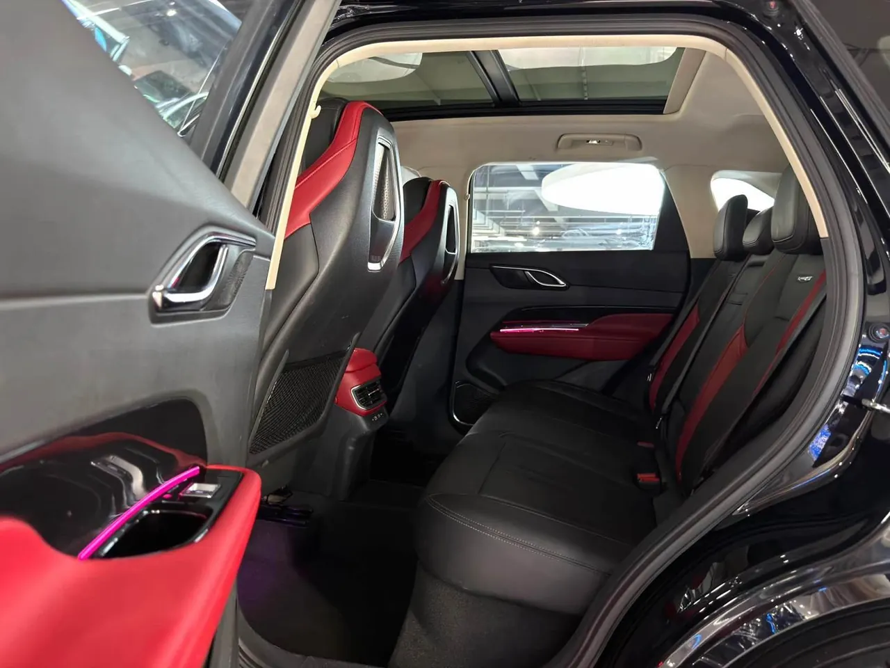 HongQi 2023 HS3 1.5T Two-Drive Good Edition Automatic Gear 12