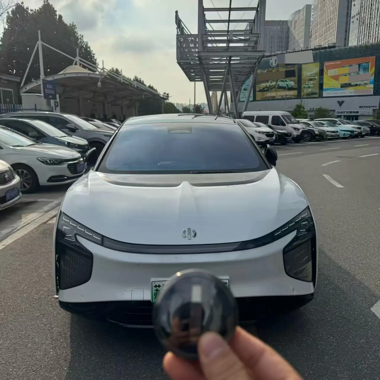 HiPhi 2022 HiPhi X Zhiyuan Edition 6-seat Long Endurance Edition Automatic Gear 2