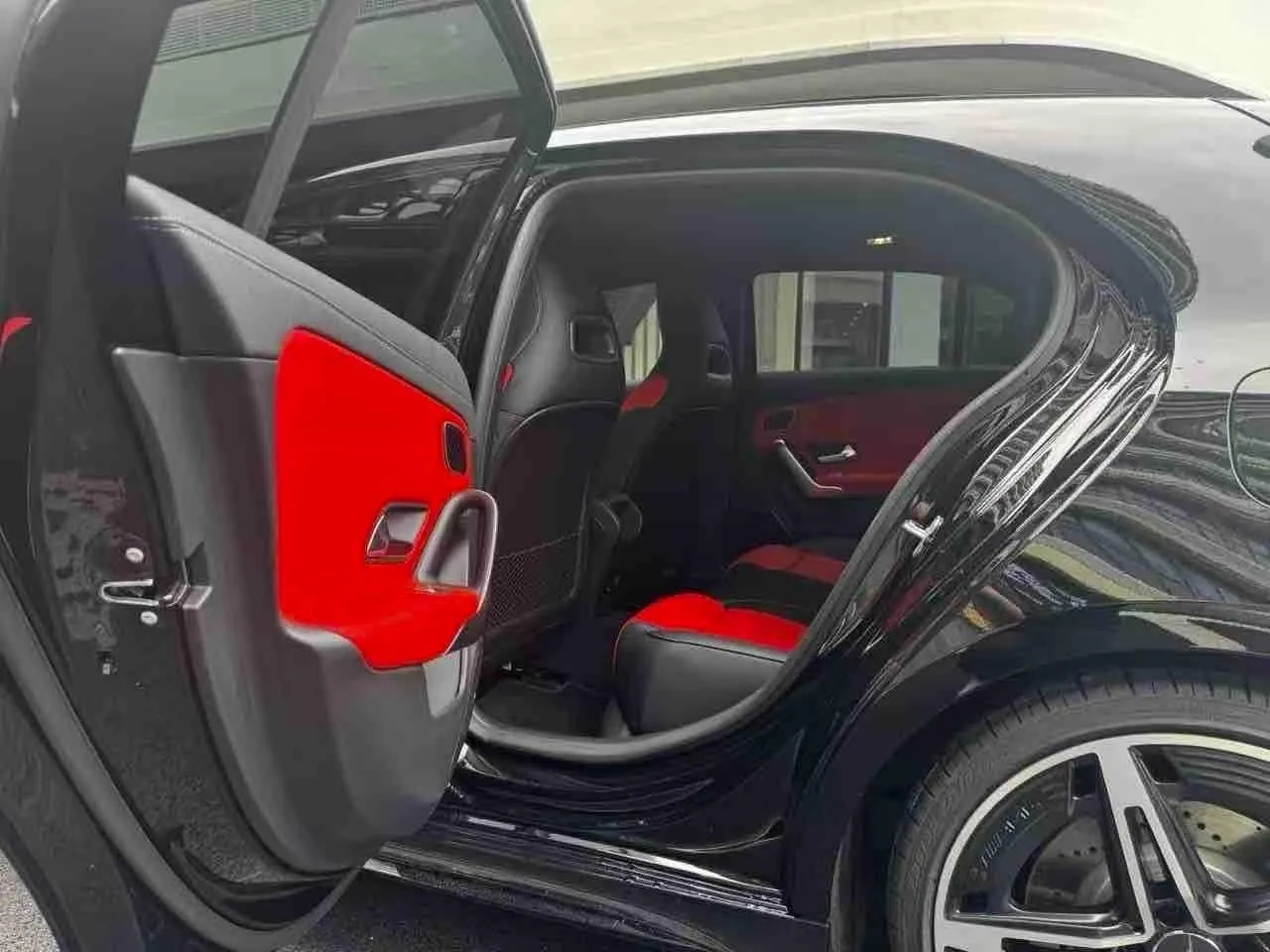Mercedes Benz Class A AMG (Imported) 2024 A 35 AMG 4MATIC 48V 2.0T (Modified) Automatic Gear 4