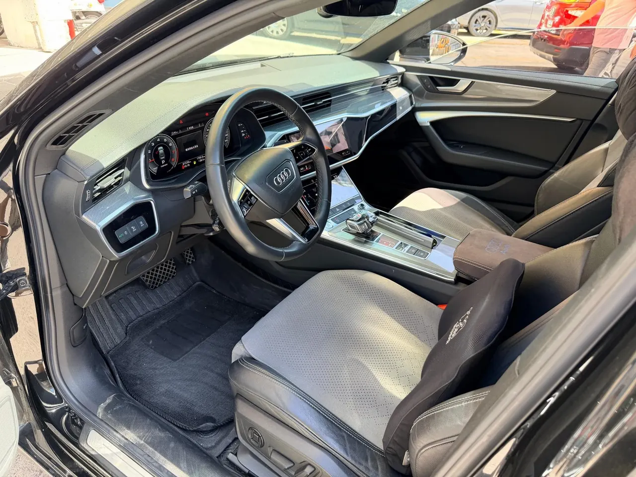 Audi 2022 A6L 2.0TFSI 45TFSI Quattro Selected Dynamic Automatic 3