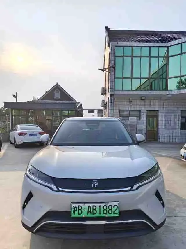 BYD 2025 Yuan UP Smart Driving 401KM Vital Automatic Gear 3