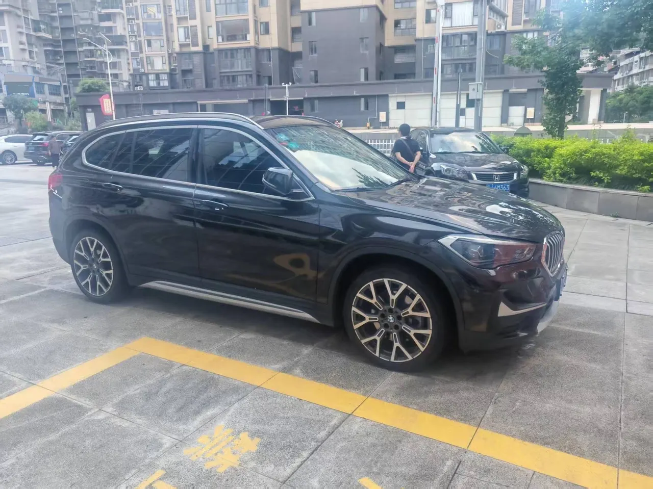 BMW 2020 X1 xDrive25Li 2.0T exclusive automatic gear 4
