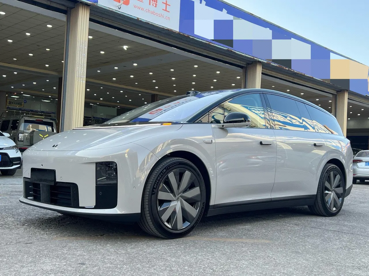 Li 2025 i8 Standard Edition Automatic Gear - View 1