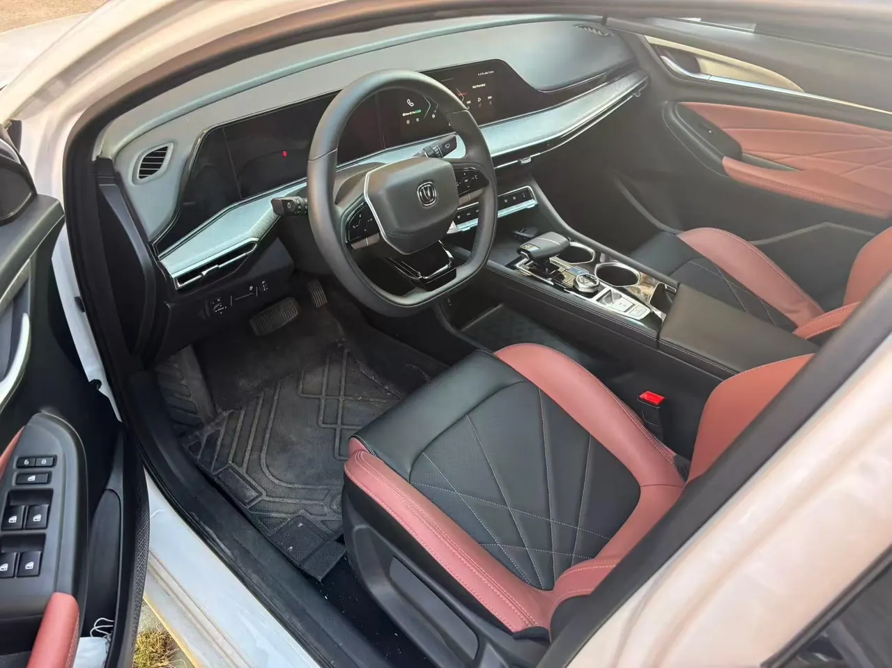 ChangAn 2025 Easy PLUS 1.4T High Energy Edition Automatic Gear 2