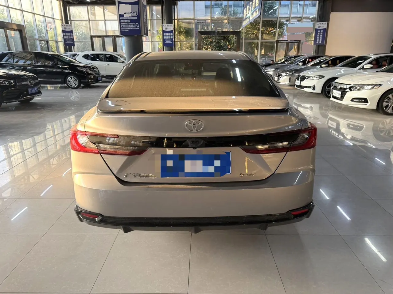 Toyota 2025 Camry Dual Engine 2.0HG Stepless Brilliant Edition Automatic Gear 6