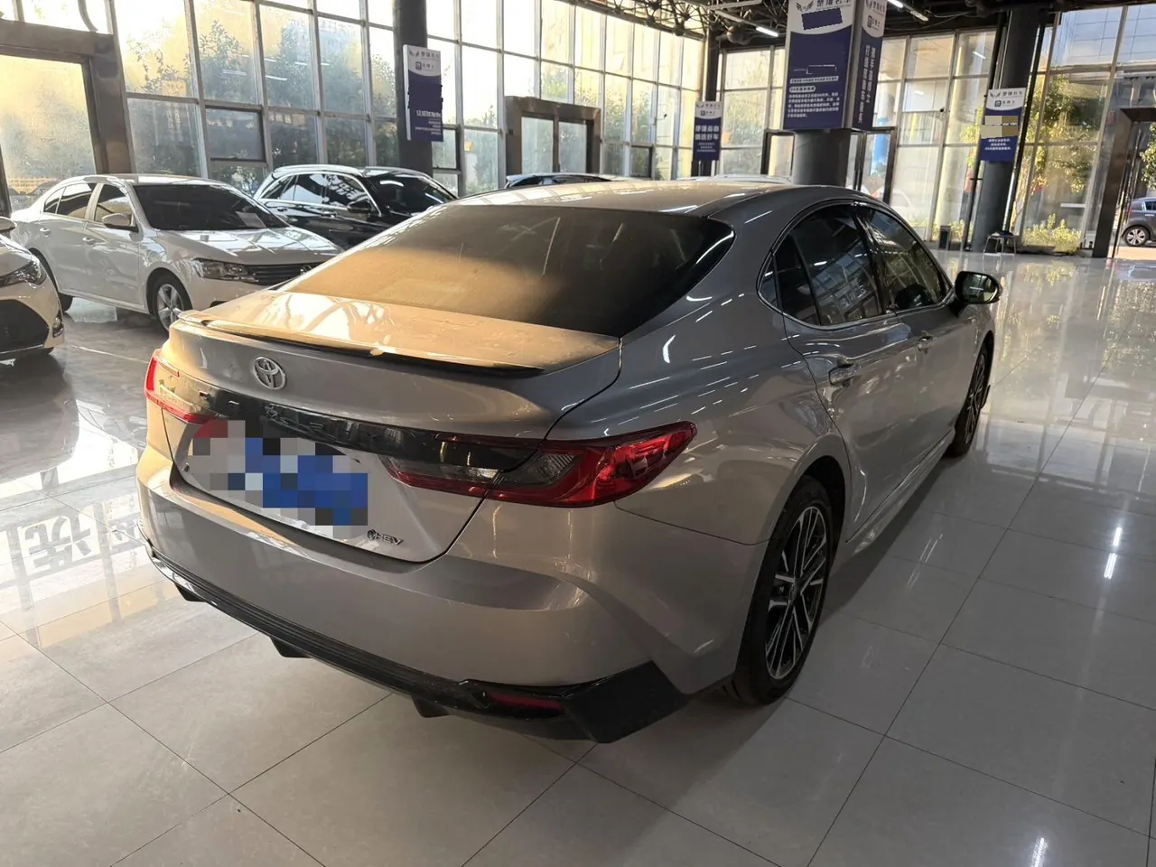 Toyota 2025 Camry Dual Engine 2.0HG Stepless Brilliant Edition Automatic Gear 7