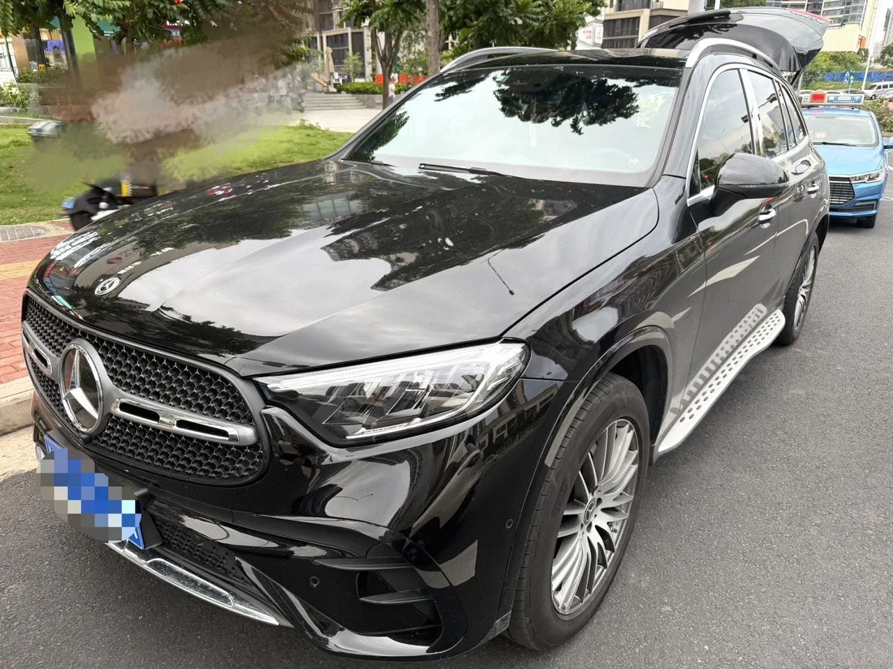 Open image lightbox: Mercedes Benz 2025 GLC 300 L 4MATIC 48V 2.0T dynamic 5-seat automatic gear